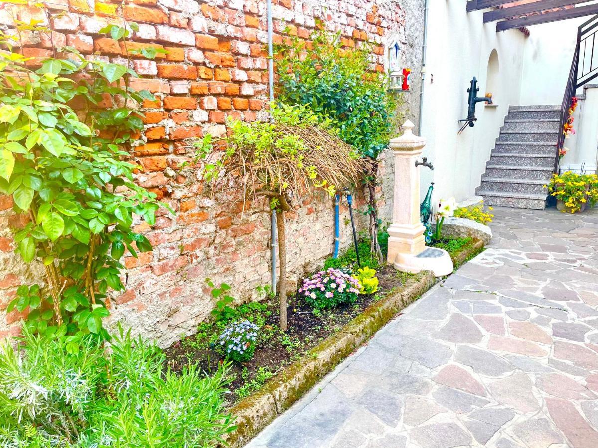 B&B Corte Sul Naviglio Cin I T 0 1 5 0 7 0 C 1 3 X U I L Q C V Cernusco Sul Naviglio Exterior photo